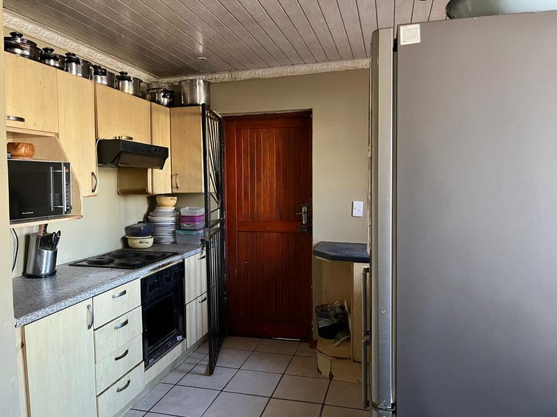 3 Bedroom Property for Sale in Ilitha Park Western Cape